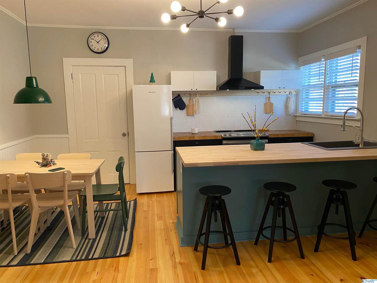 713 Mckinley Avenue - Photo 1