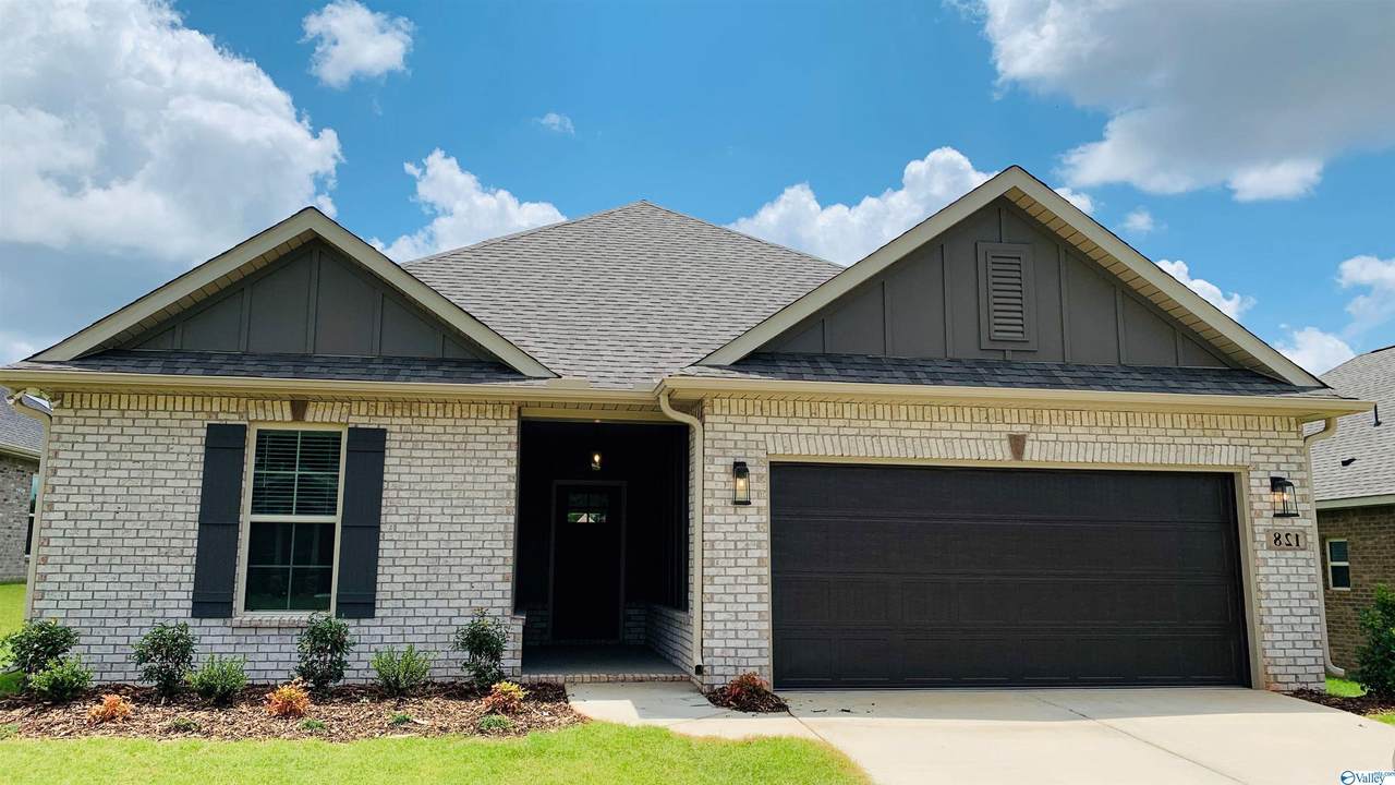 140 Gardencove Circle - Photo 1