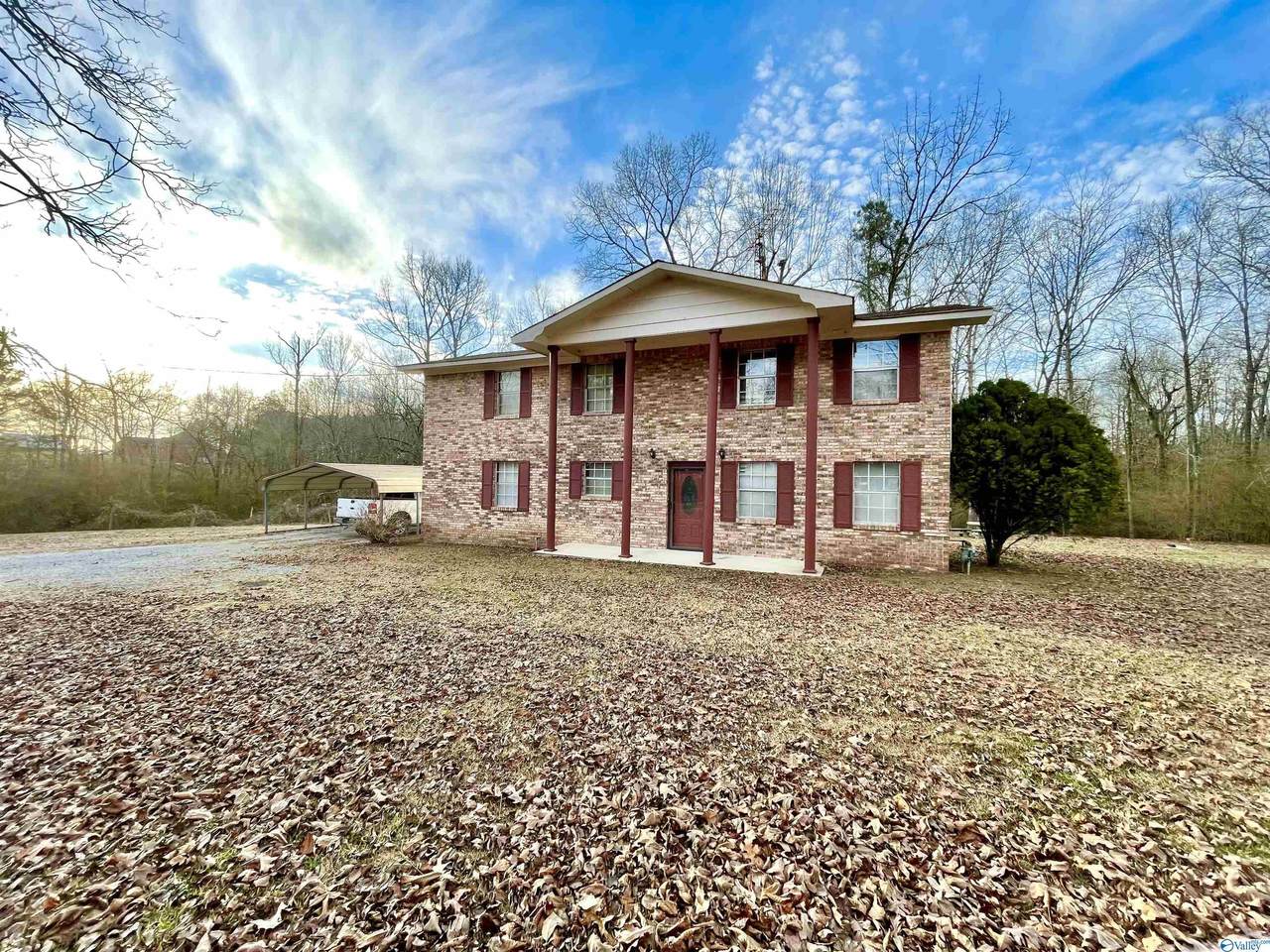 5372 County Road 72 - Photo 1