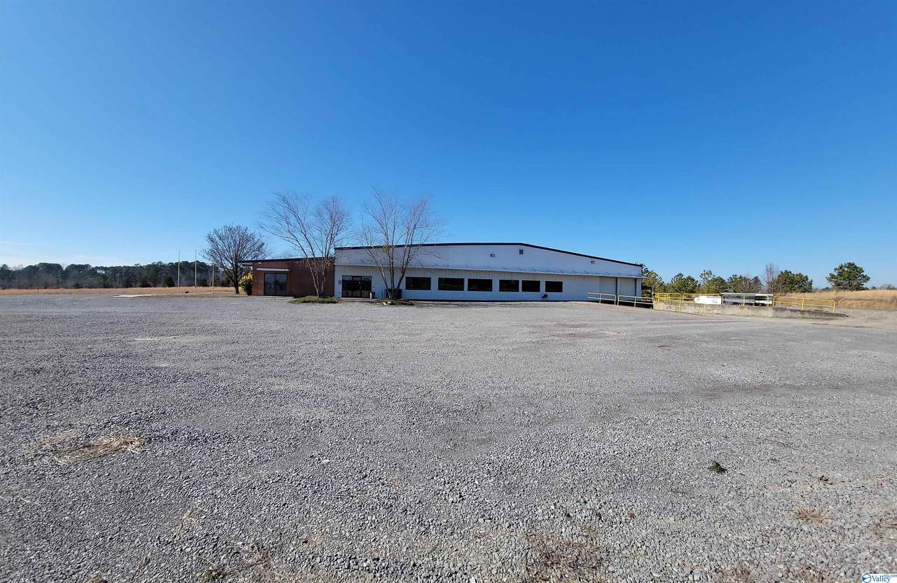 225 Camo Drive - Photo 1