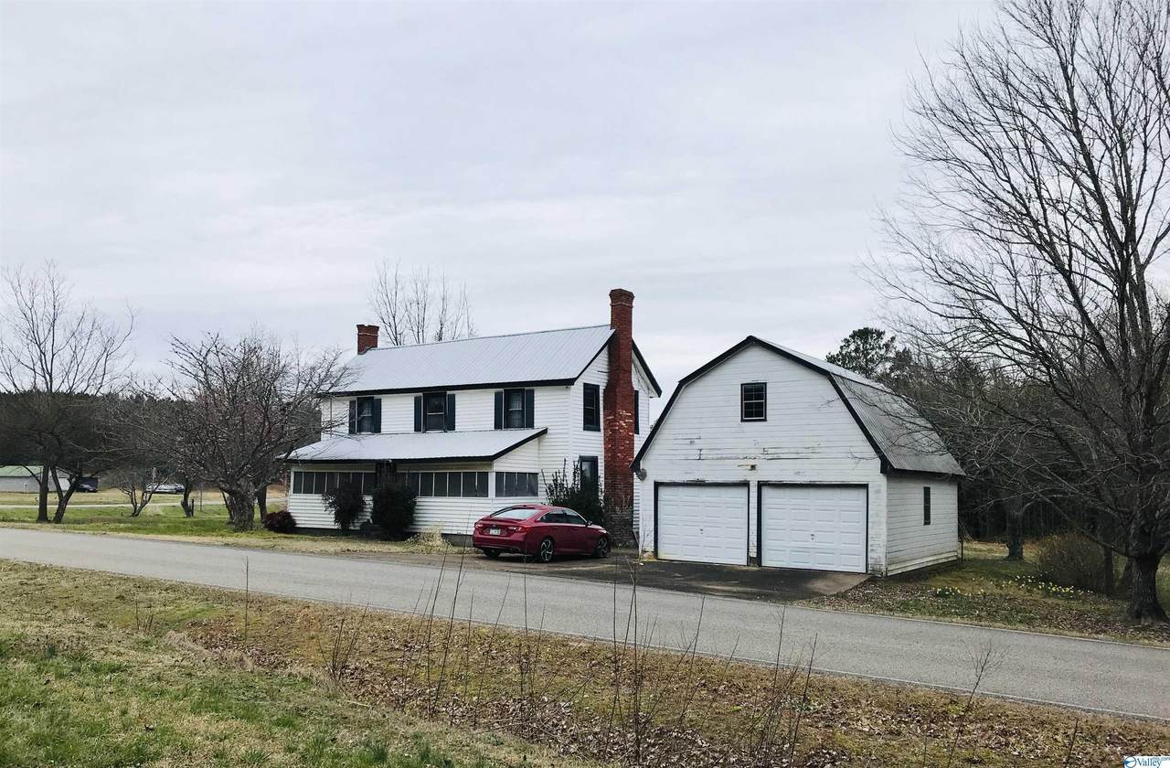 9125 County Road 18 - Photo 1