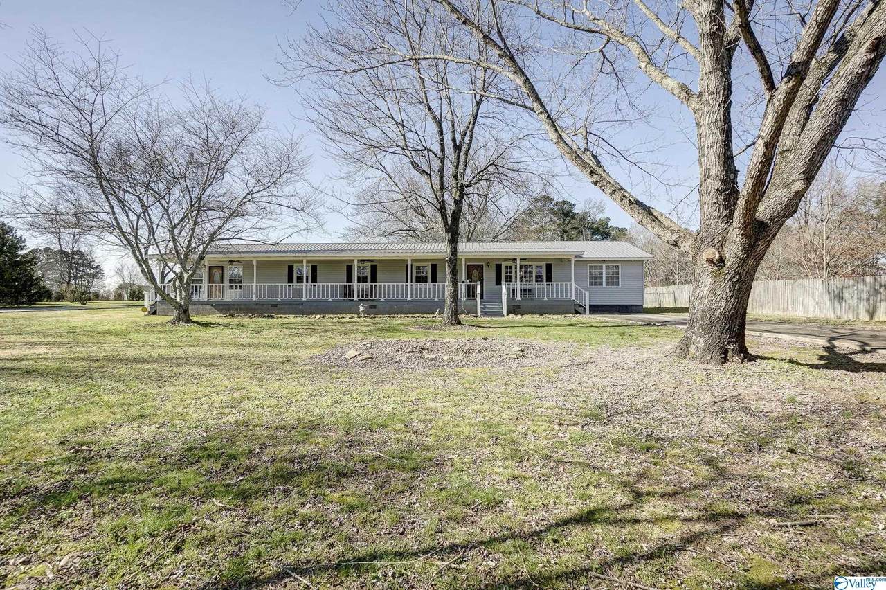526 King Street - Photo 1