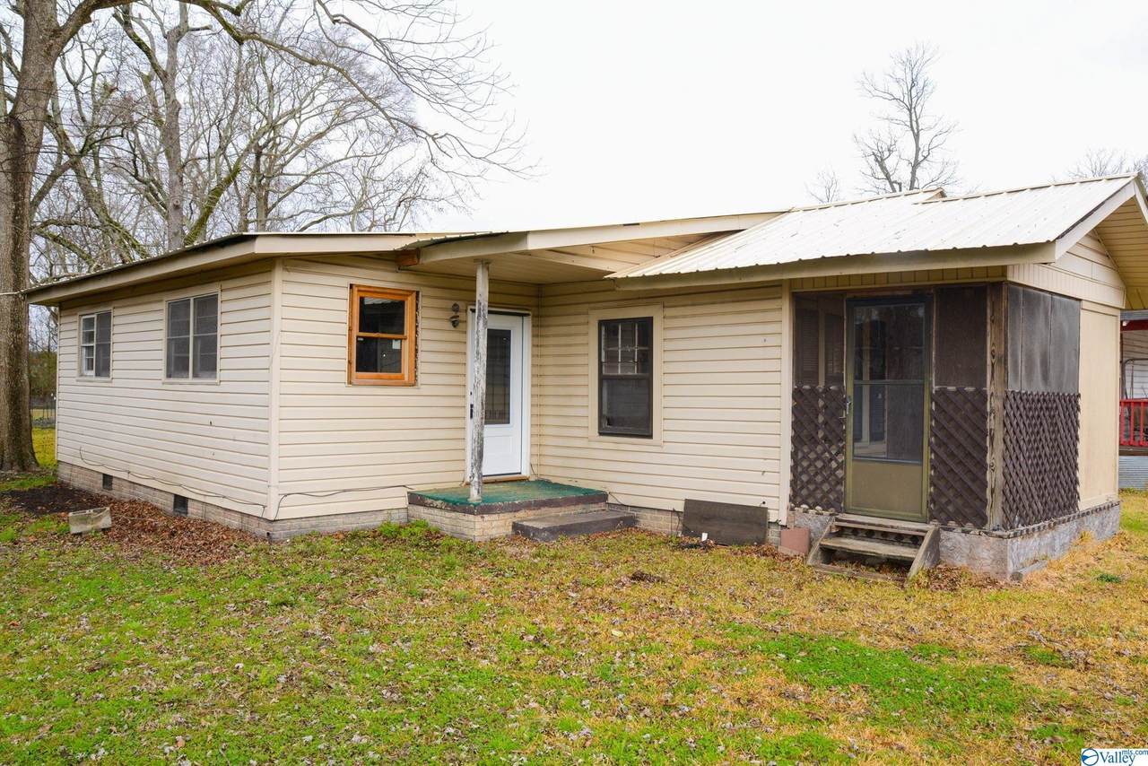 402 Evans Street - Photo 1