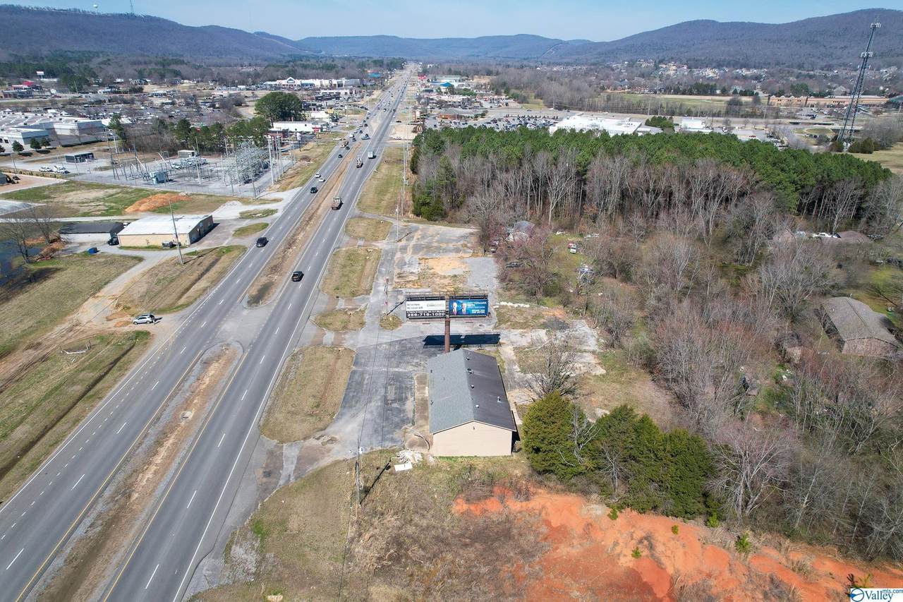 6769 Highway 431 - Photo 1