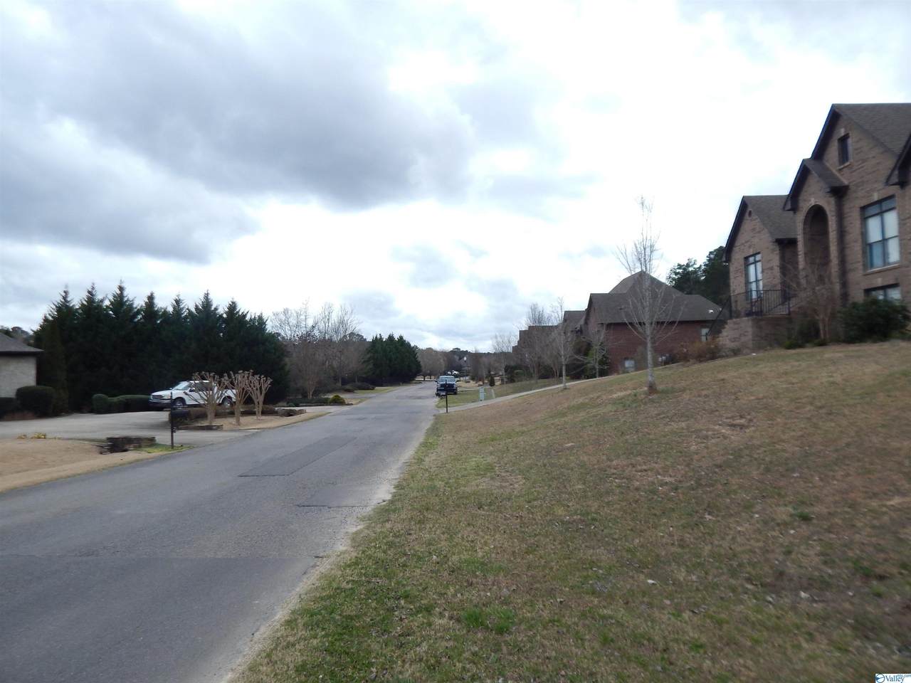 https://bt-photos.global.ssl.fastly.net/nalmls/1280_boomver_1_1802569-2.jpg