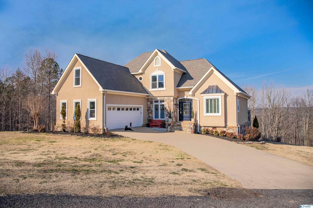 768 Loper Lane - Photo 1