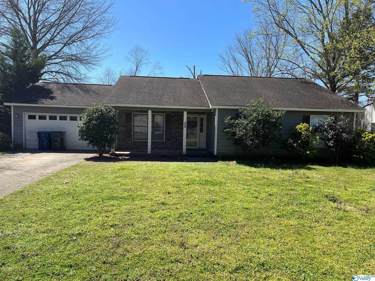 101 Belle Circle - Photo 1
