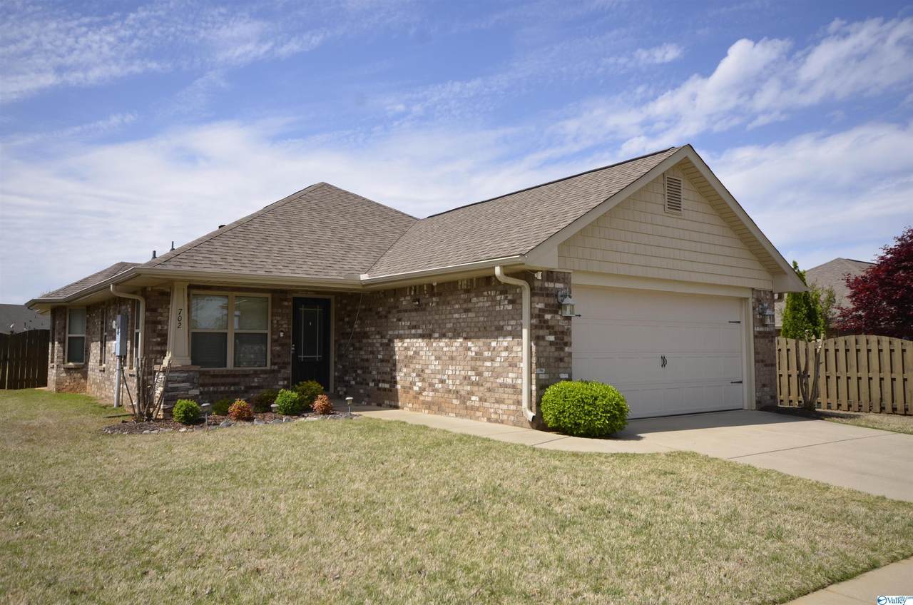 702 Willow Shoals Drive - Photo 1