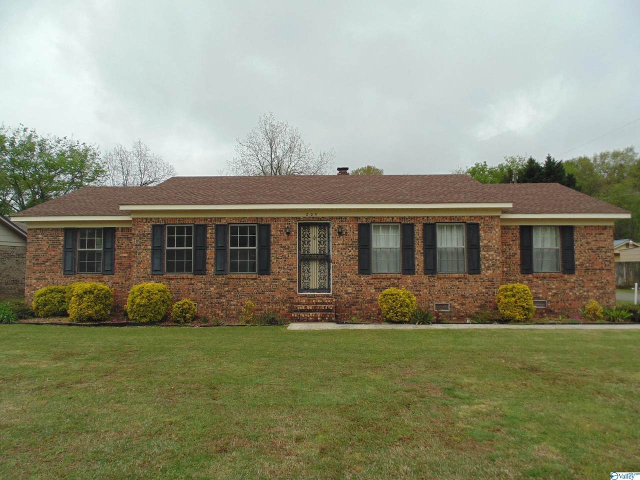 205 Paine Avenue - Photo 1