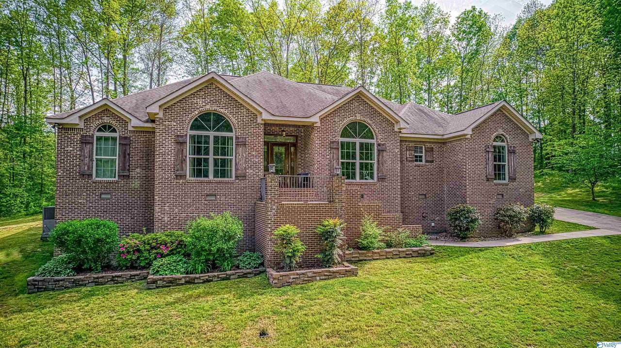 470 Elgin Hills Drive - Photo 1