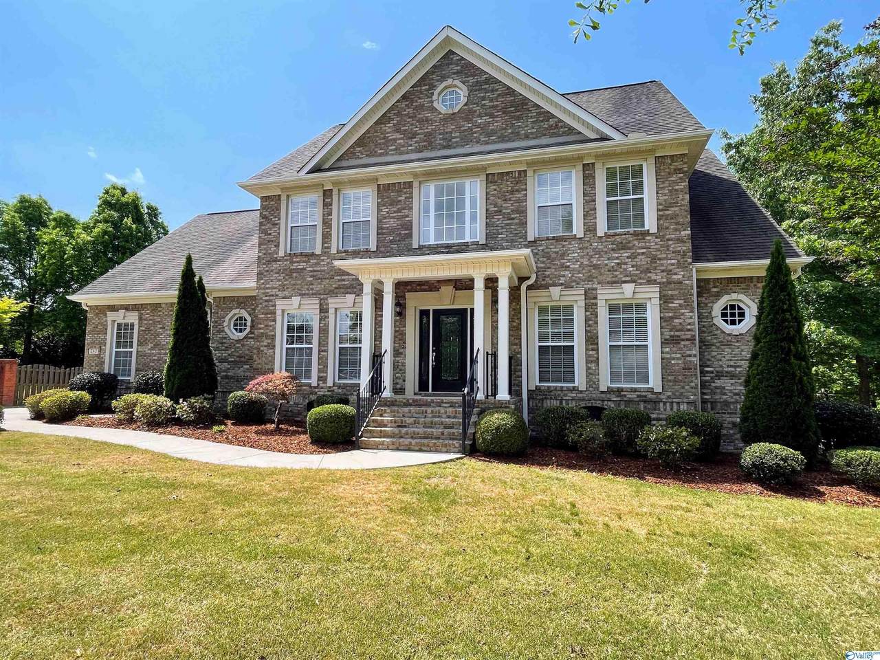242 Avian Lane - Photo 1