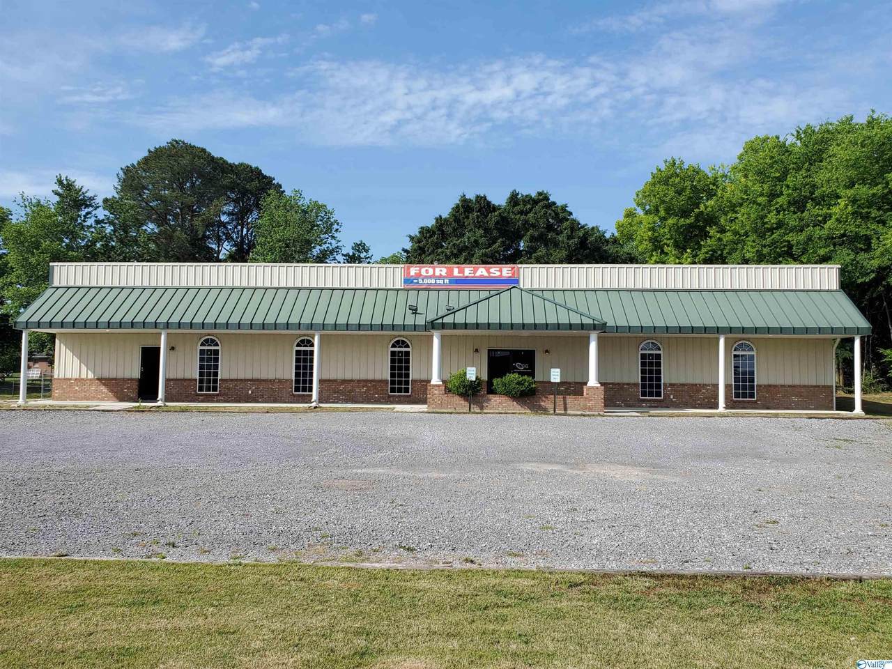 806 Lusk Street - Photo 1