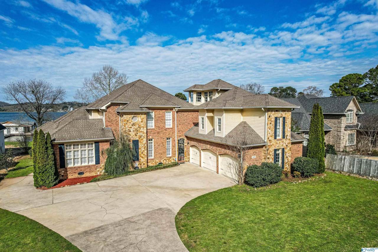 651 Signal Point Road - Photo 1