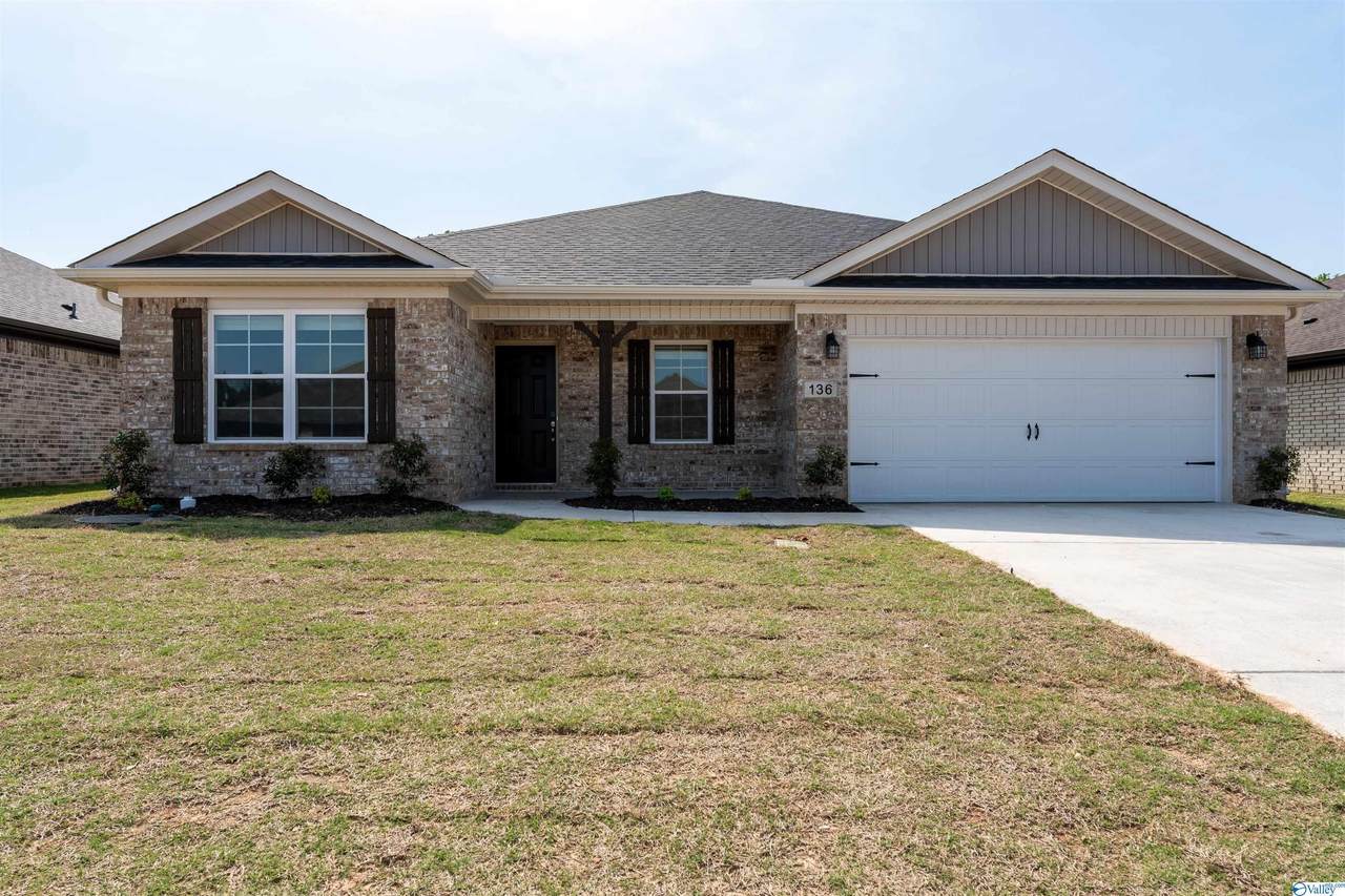 136 Ocean Springs Avenue - Photo 1