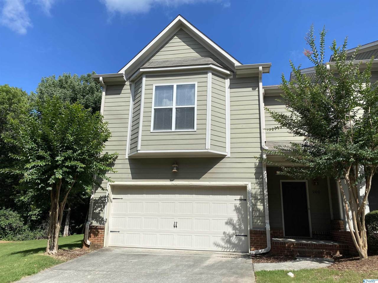 200 Treetop Drive - Photo 1
