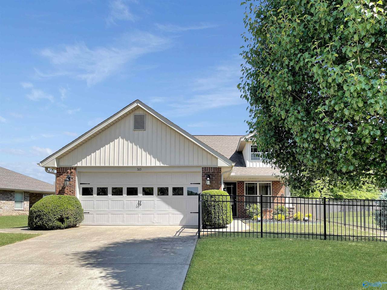 363 Northlake Drive - Photo 1