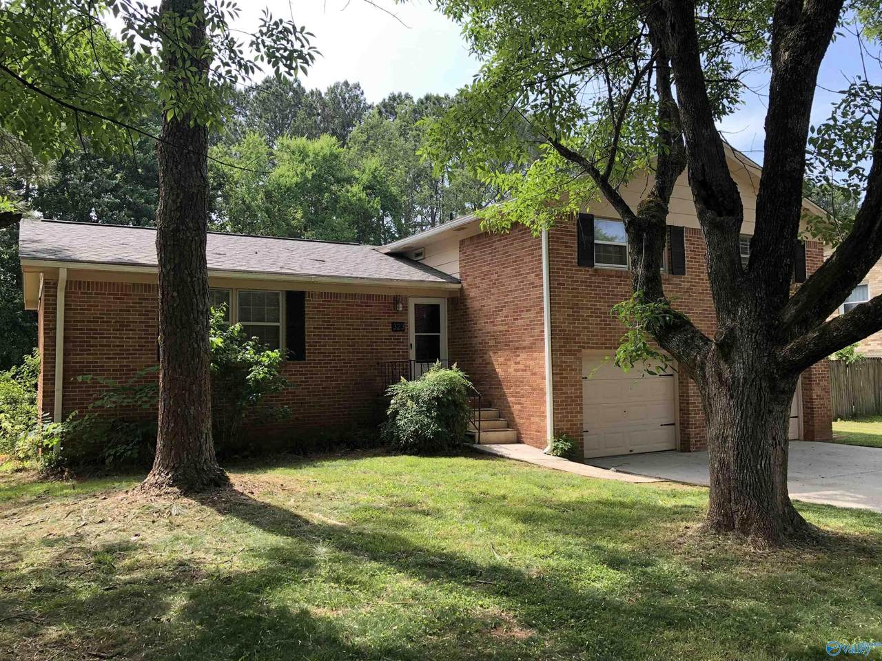 323 Forest Park Court - Photo 1