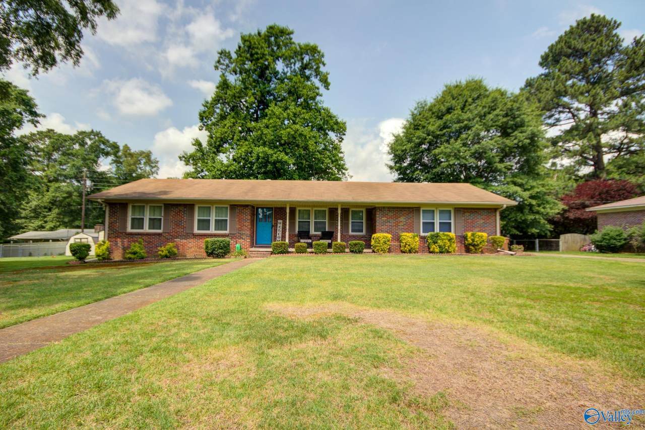909 Gable Circle - Photo 1