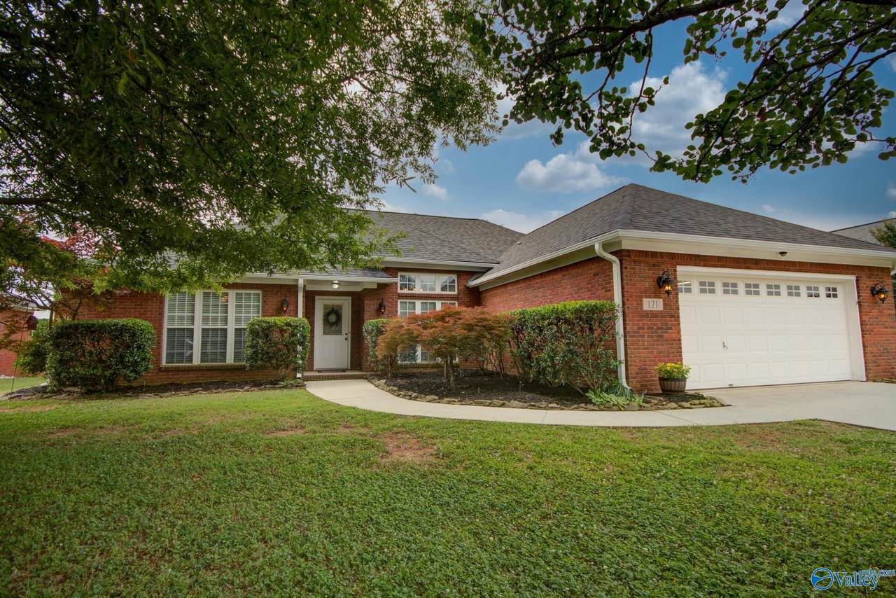 121 Meghan Lane - Photo 1