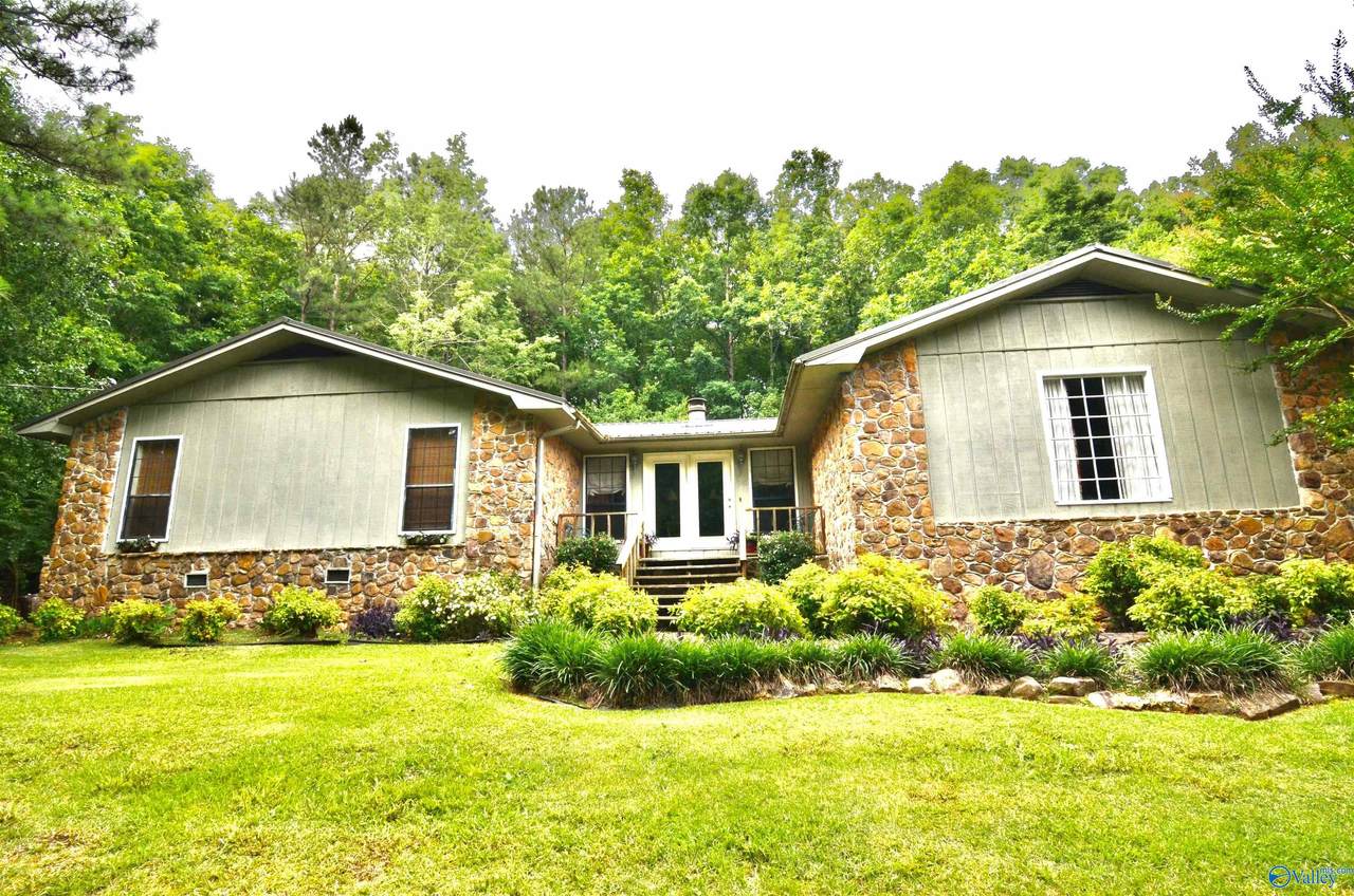160 Hickory Hill Road - Photo 1