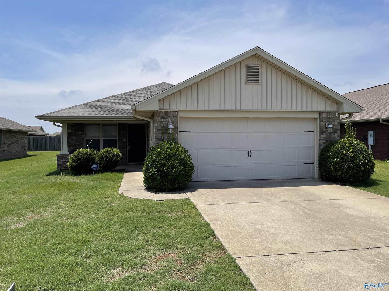 104 Chadswalk Lane - Photo 1