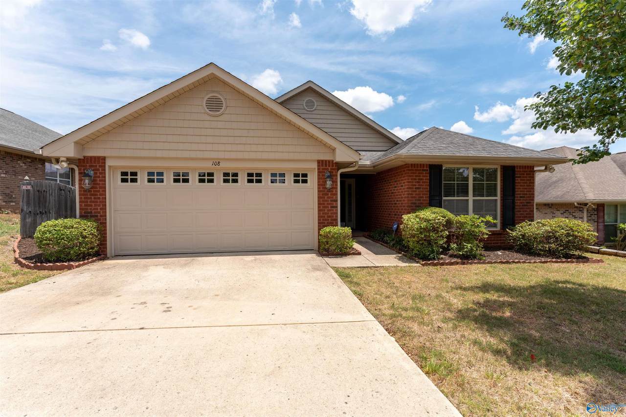 108 Oak Shade Drive - Photo 1