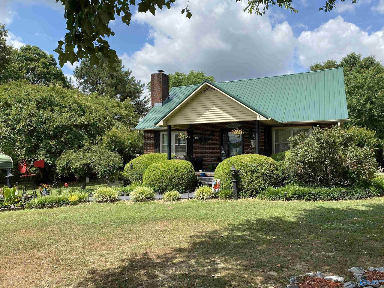 640 Mockingbird Road - Photo 1