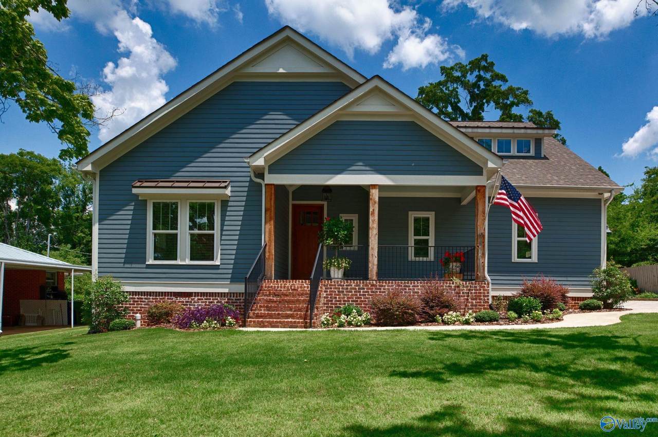 1509 Elmwood Drive - Photo 1