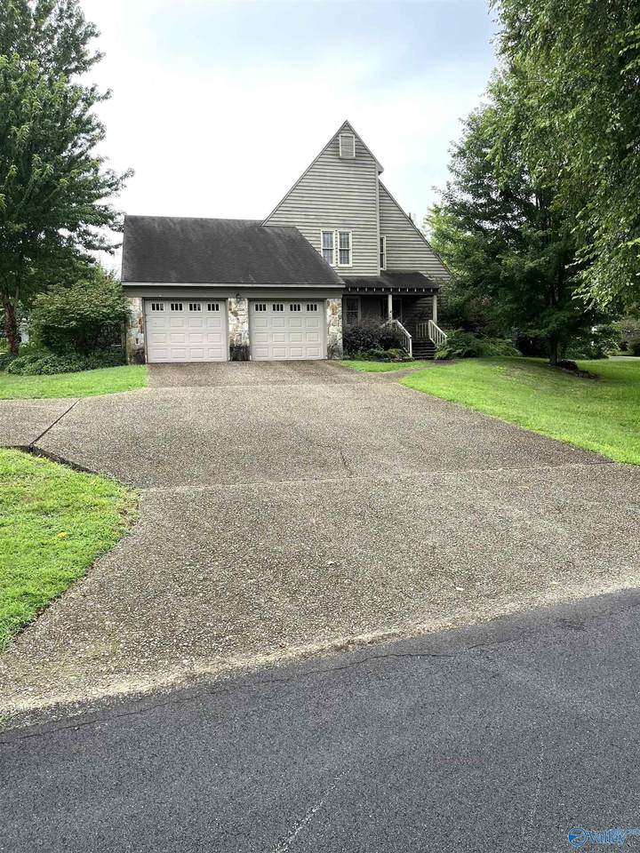 108 Martin Street - Photo 1