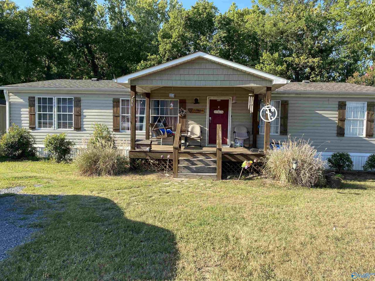 106 Burroughs Drive - Photo 1