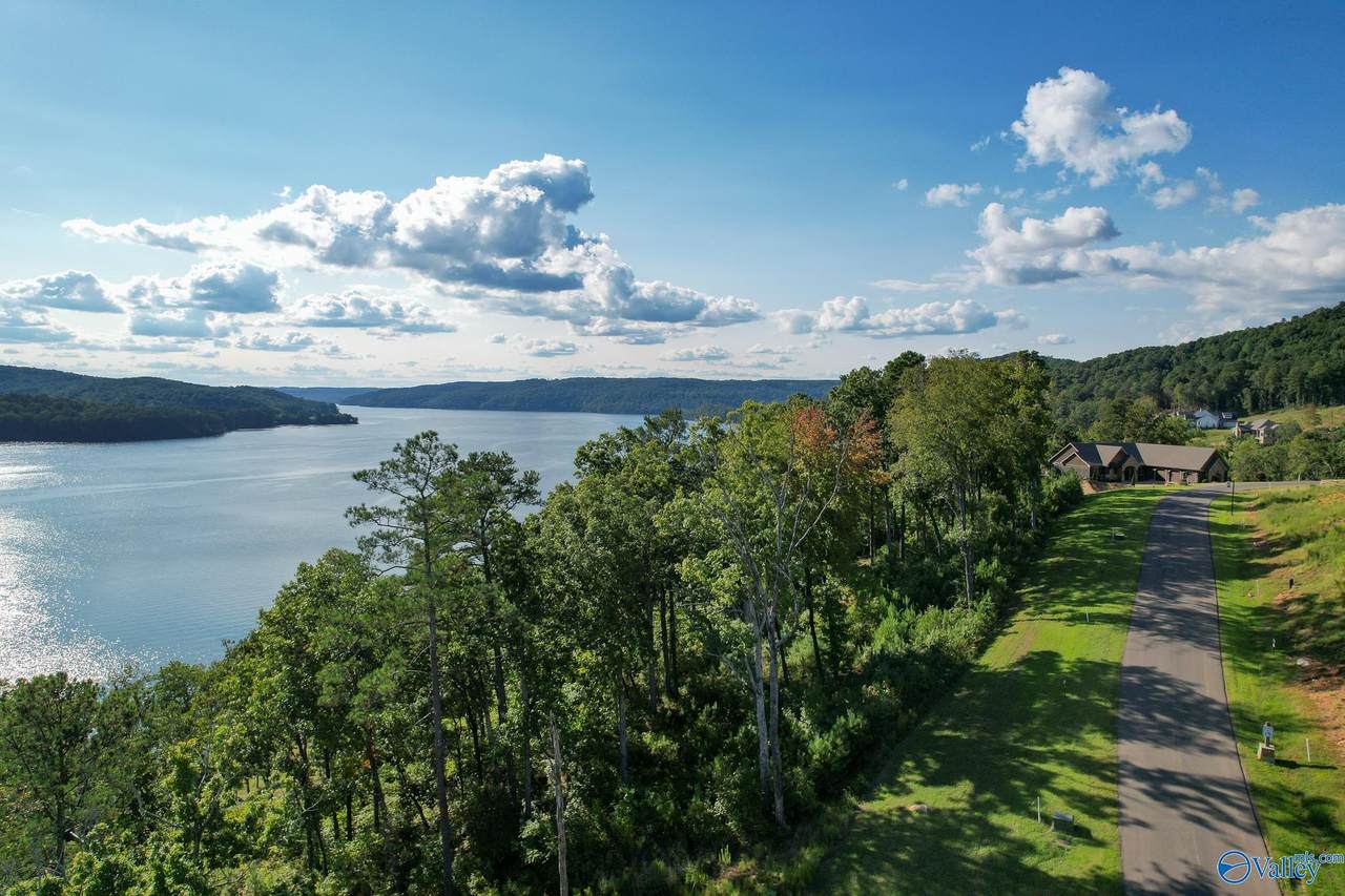 28 Fall Creek Drive - Photo 1