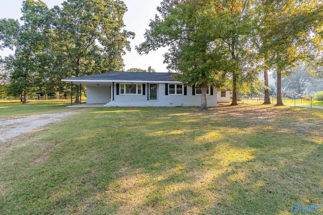 4310 Alabama Highway 157 - Photo 1