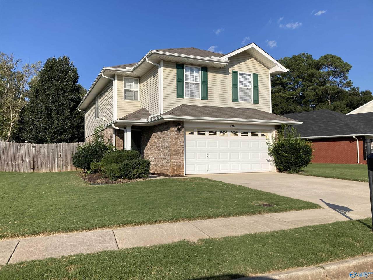 120 Wallhaven Drive - Photo 1