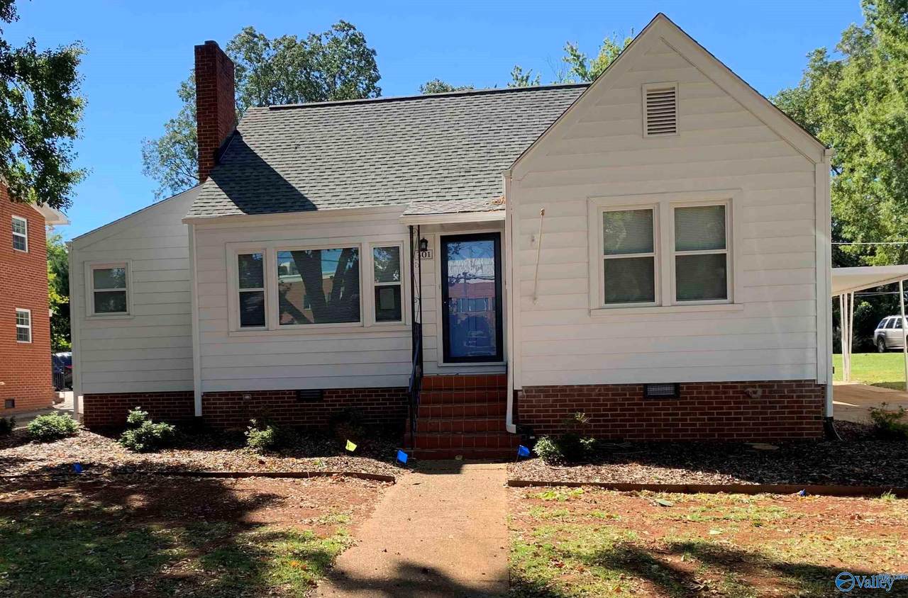 301 Longwood Drive - Photo 1