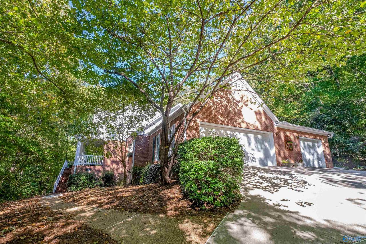 138 Greenbriar Road - Photo 1