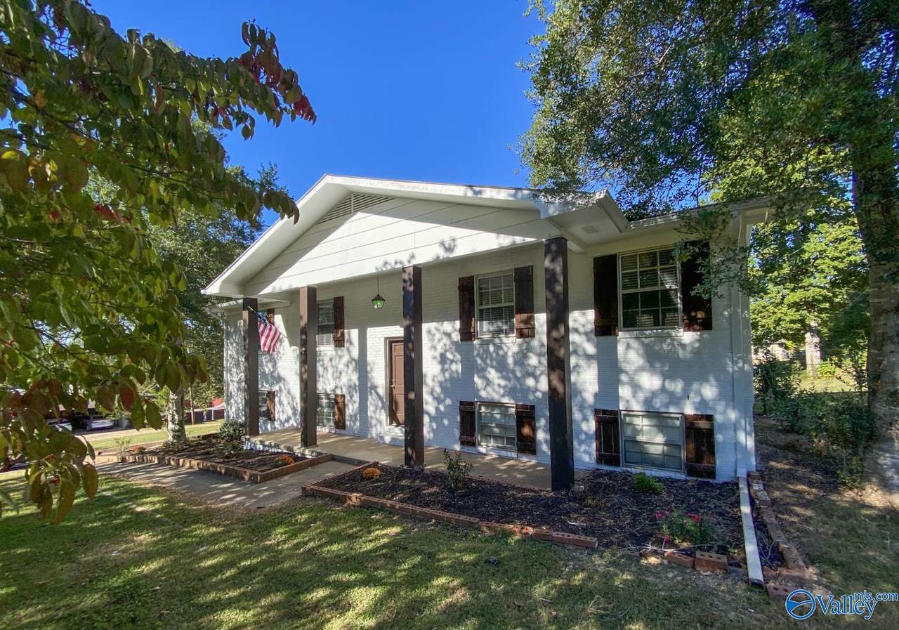 501 35th Street Ne - Photo 1