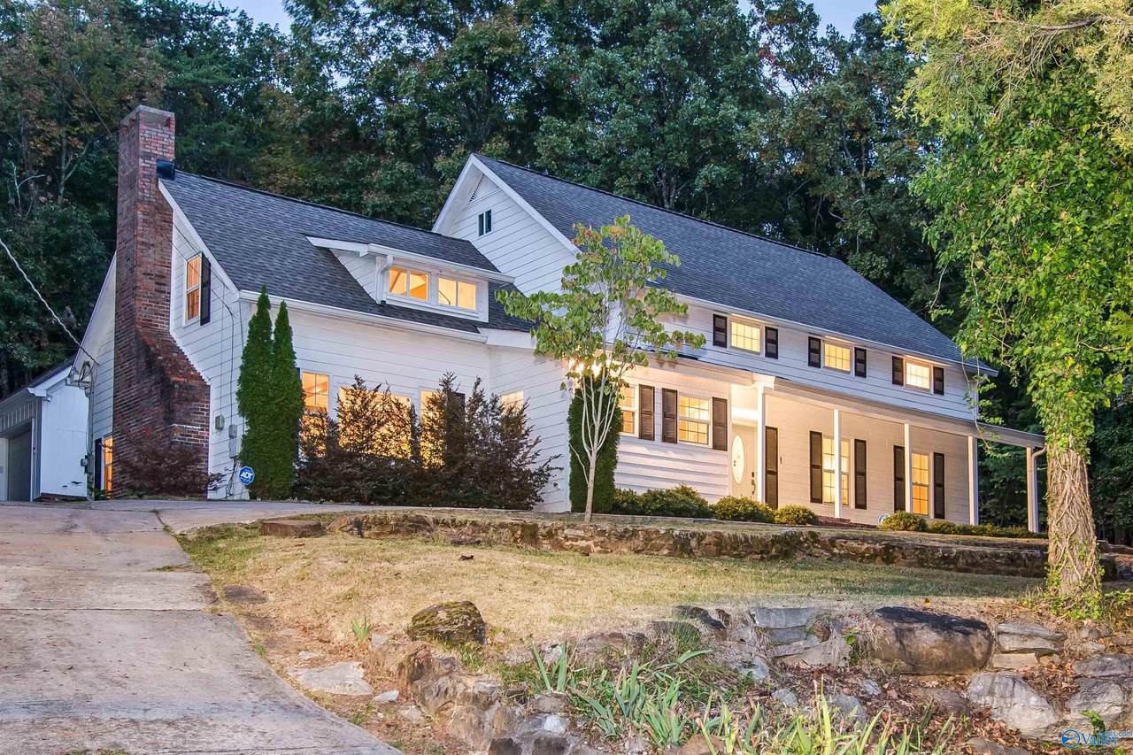 2619 Lancelot Drive - Photo 1