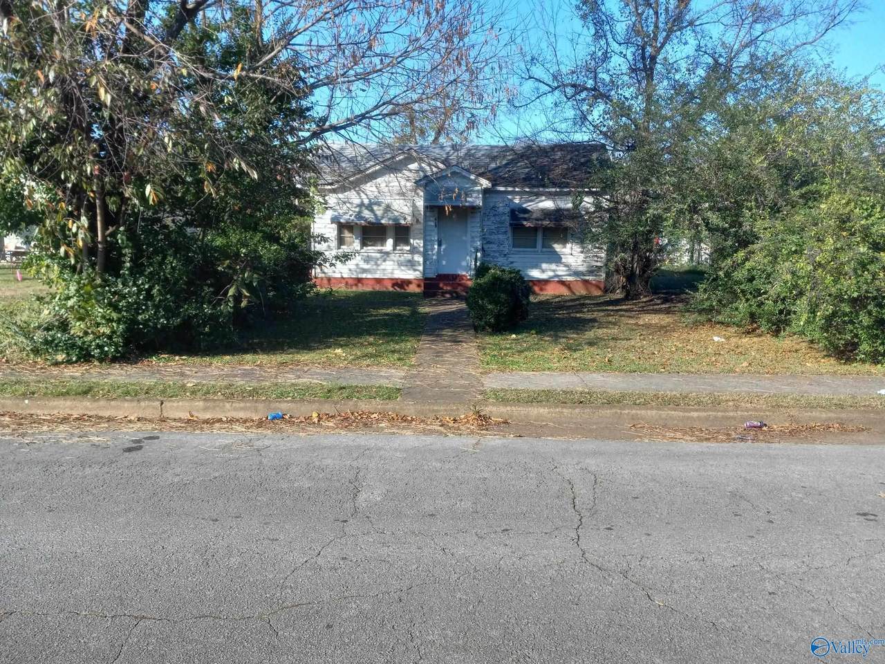 419 10th Avenue - Photo 1