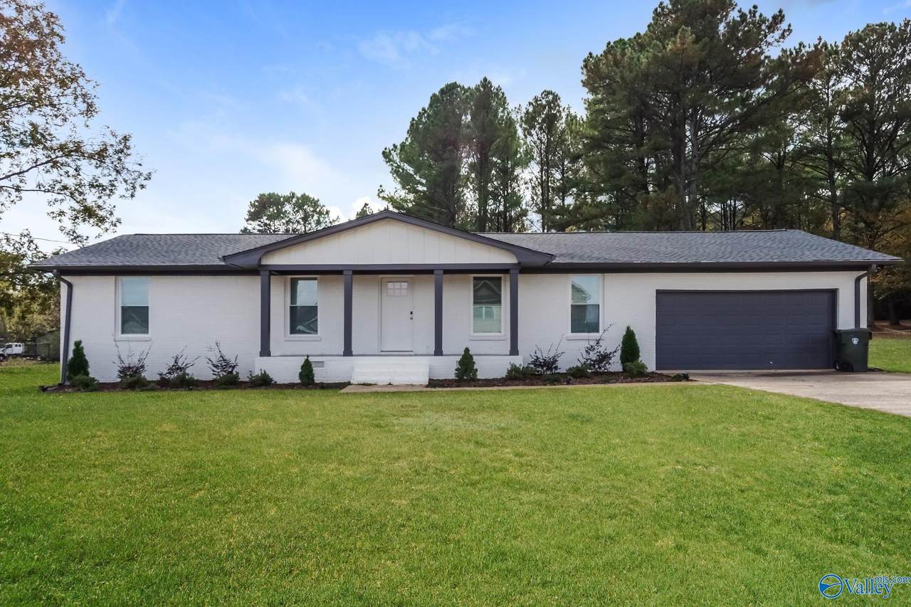 142 Paul Drive - Photo 1