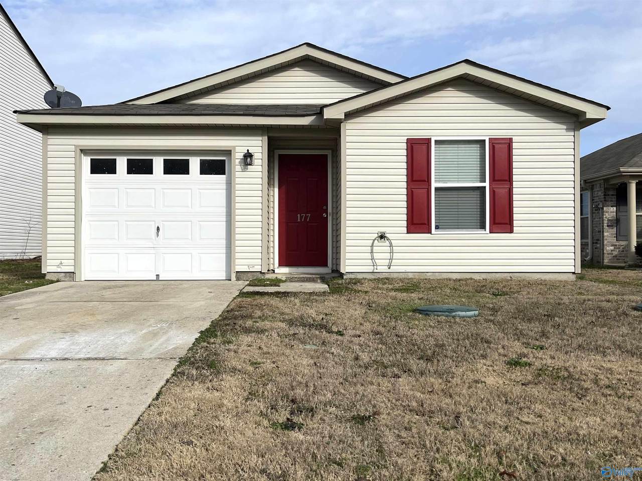177 Cloverbrook Drive - Photo 1