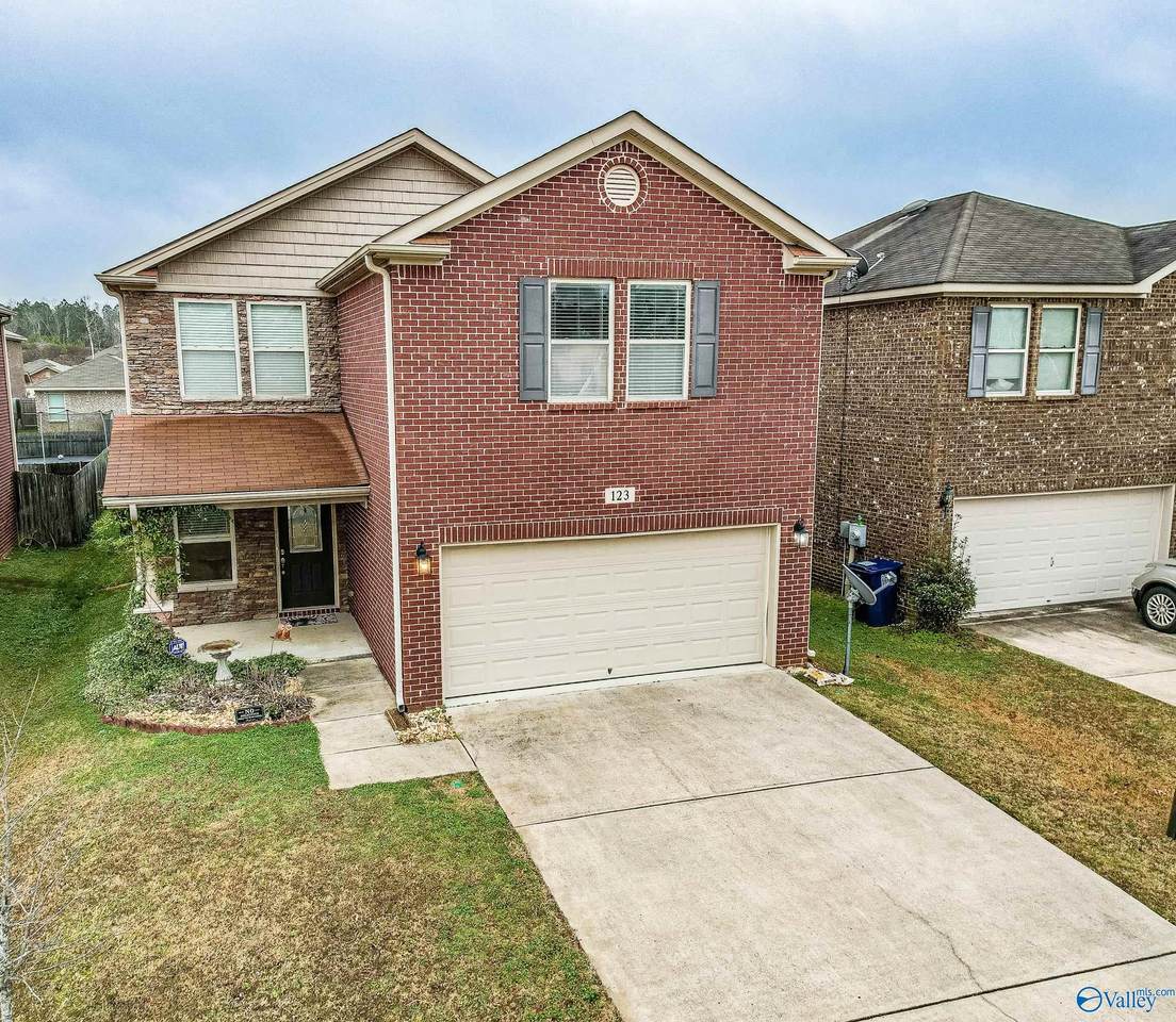123 Darrow Creek Drive - Photo 1