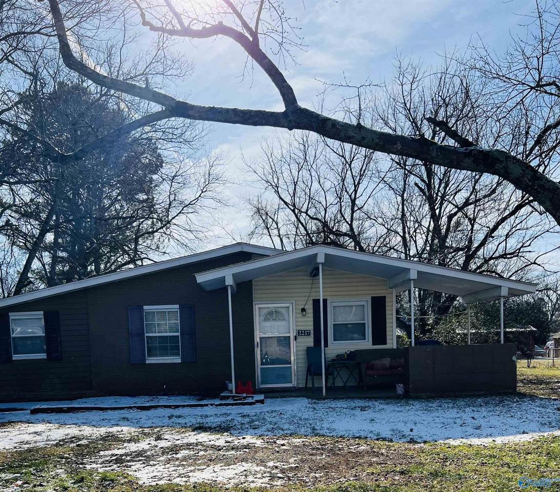 2217 Evans Avenue - Photo 1