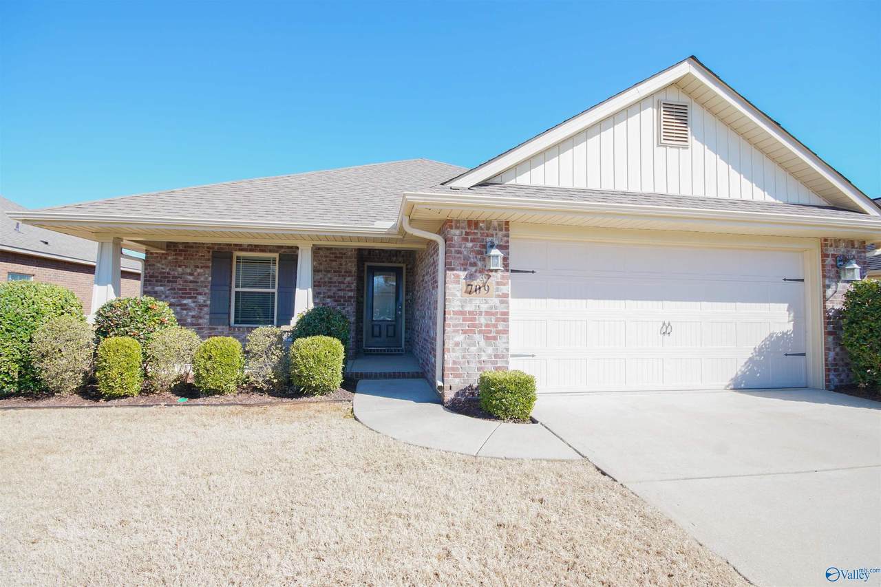 709 River Landing Blvd - Photo 1