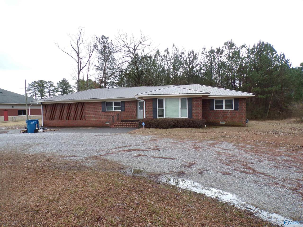 725 Gilbert Ferry Road - Photo 1