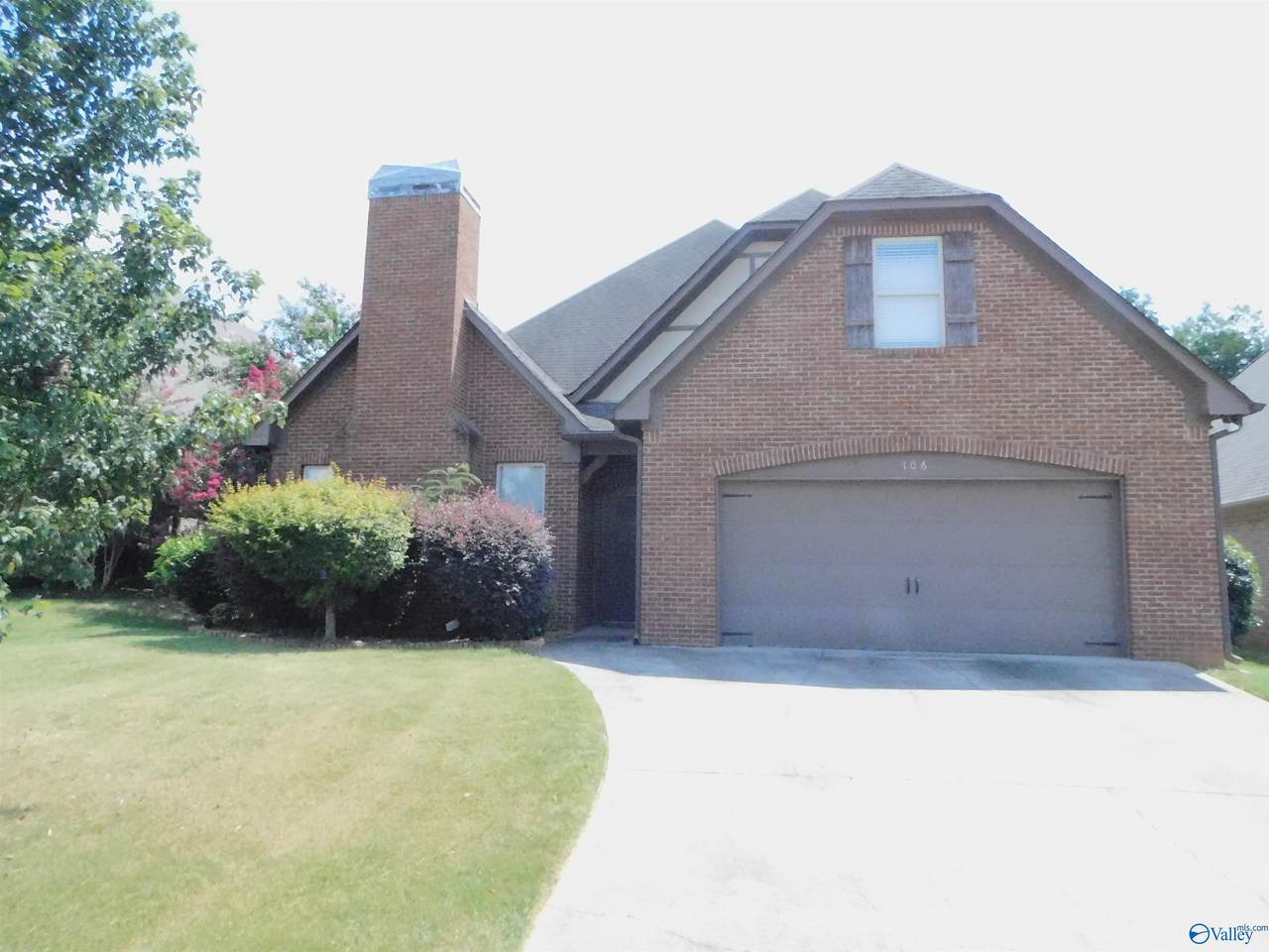 106 Morningwalk Lane - Photo 1
