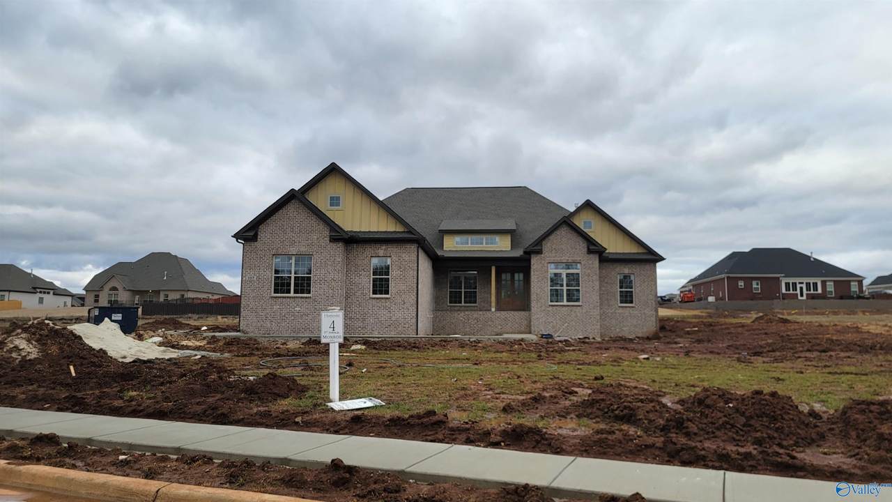 107 Naismith Drive - Photo 1