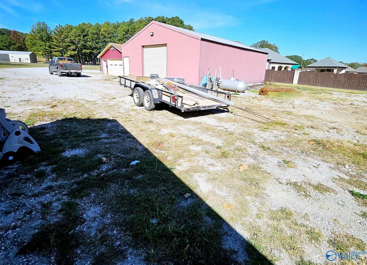 1031 Pleasant Hill Road, Decatur, AL 35603 (MLS 21846452) MarMac