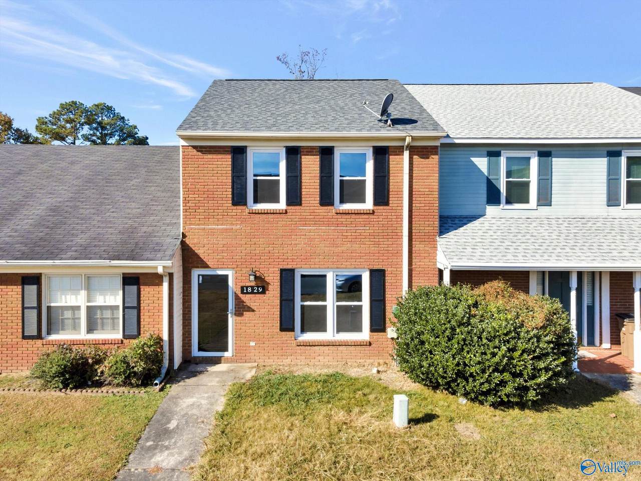 1829 Brownstone Avenue - Photo 1