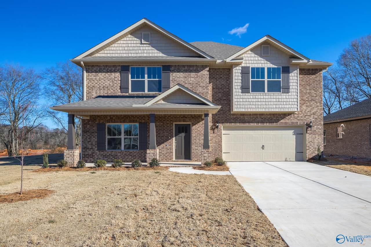 11 Flintridge Drive - Photo 1