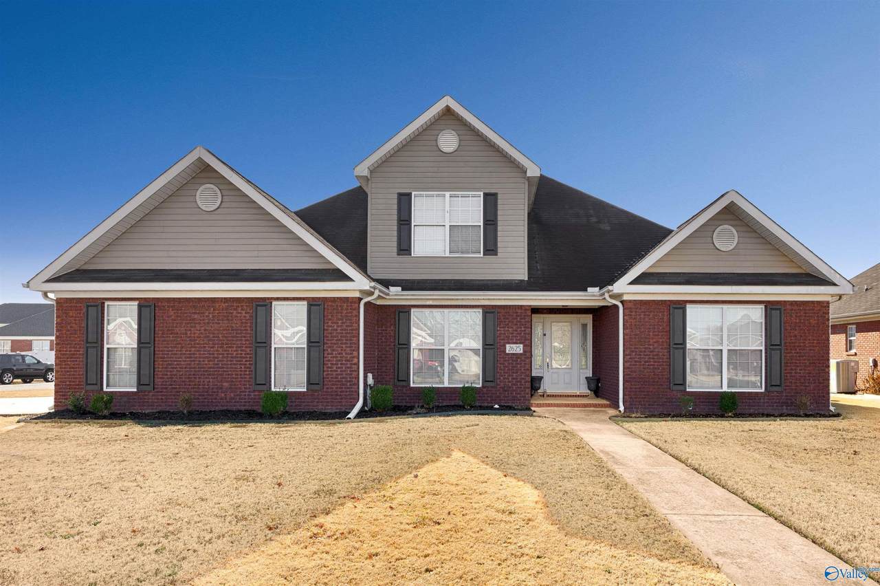 2625 Buckingham Gate, Decatur, AL 35603 (MLS 21848225) MarMac Real